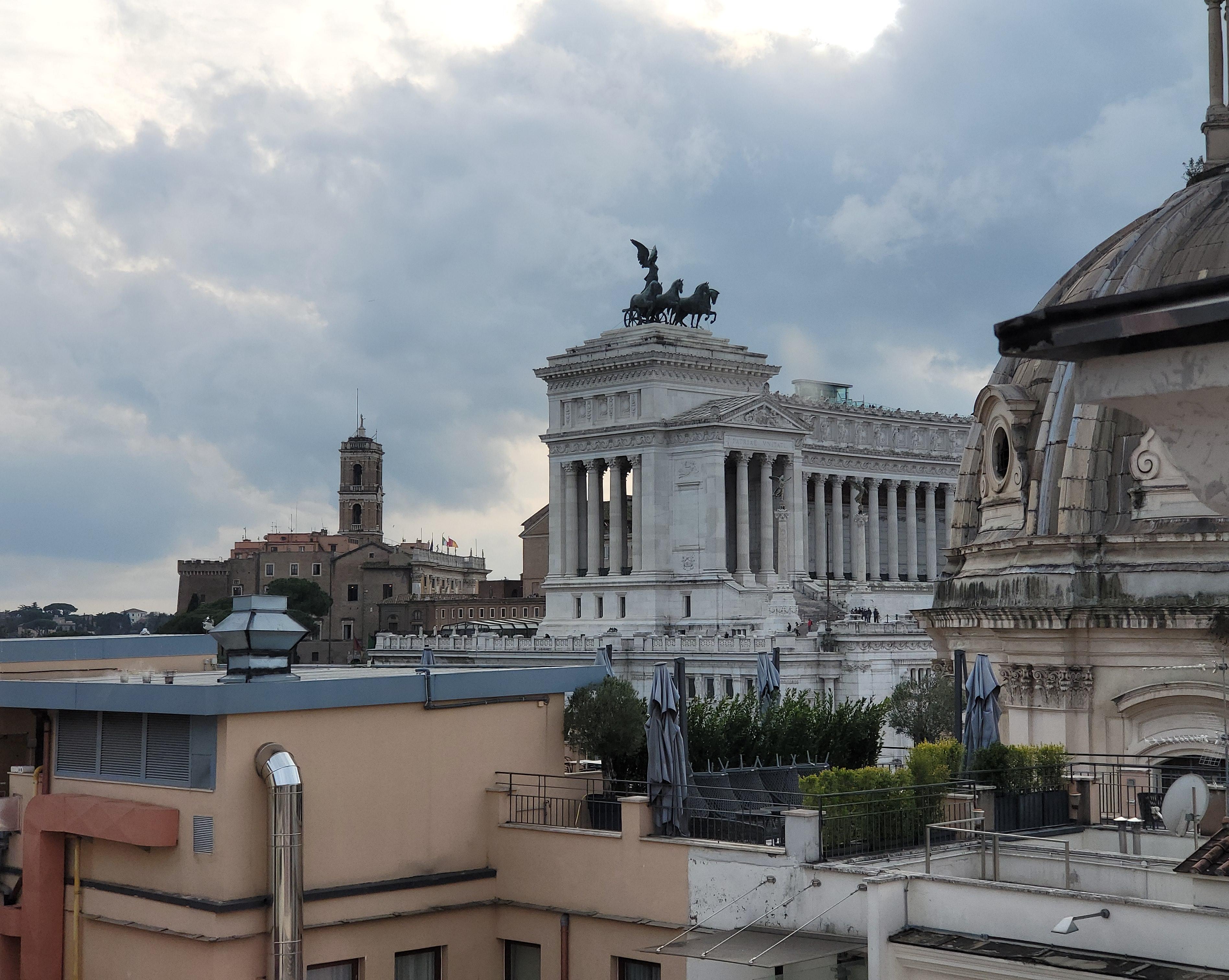 H10 Palazzo Galla Roma Esterno foto